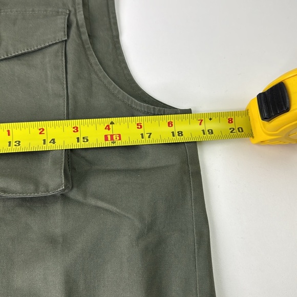 A New Day Green Tactical Utility Vest - Picture 6 of 10